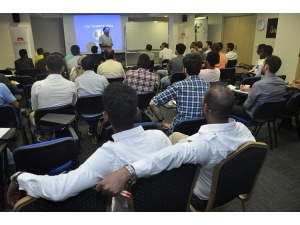 Üniversite Öğrencilerine Dış Ticaret Eğitimi