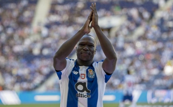 Galatasaray Taraftarının Mesajı: "aboubakar'ı Alırdık"