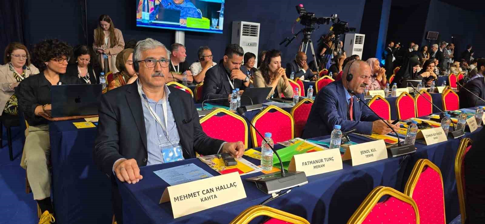 kahta-belediye-baskani-hallac-uclg-dunya-kongresi-ne-katildi