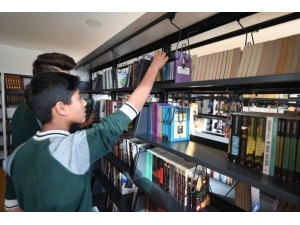 Özel Kayseri Osb Teknik Koleji Kütüphanesi İle Örnek Oluyor