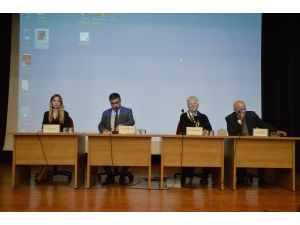 Kastamonu’da İlk Türk Kadın Mitingiyle İlgili Panel Düzenlendi