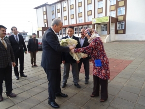 Milli Eğitim Müdürü Okumuş, Okul Ziyaretlerine Başladı