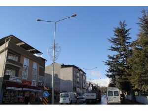 Afyon Caddesinde Işıklandırma Çalışmaları