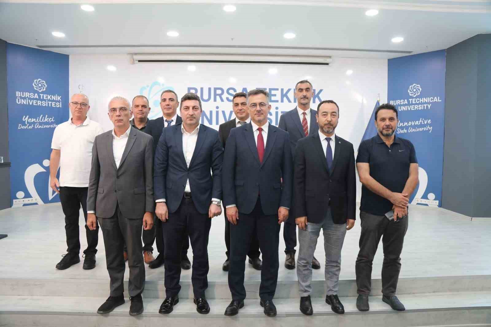 btu-de-deprem-paneli