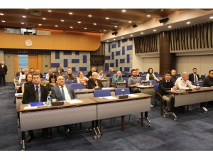 İzto’dan "Tüketicinin Korunması Kanunu" Toplantısı