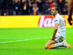 Uefa Şampiyonlar Ligi: Galatasaray: 1 - Porto: 2 (İlk Yarı)