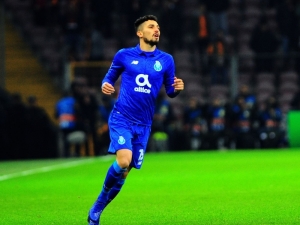 Galatasaray Taraftarı Alex Telles’i Unutmadı