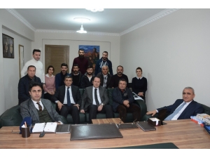 Müdür Gür’den Reng-i Hakkari’ye Ziyaret