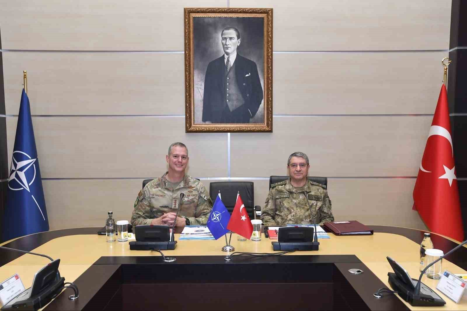 genelkurmay-baskani-bayraktaroglu-nato-avrupa-muttefik-yuksek-komutani-grynkewich-ile-gorustu