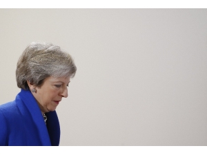 Theresa May’in Liderliği Sorgulanıyor