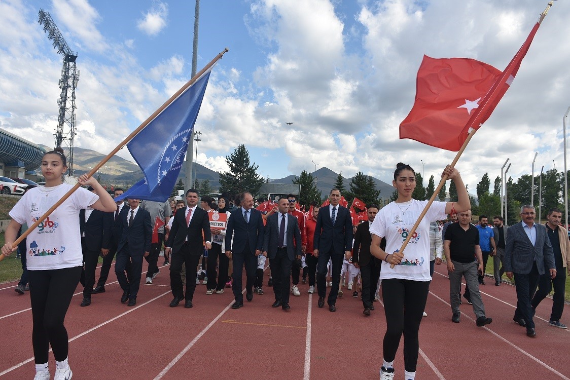 gsb-den-davet-okullar-bitti-haydi-cocuklar-spora