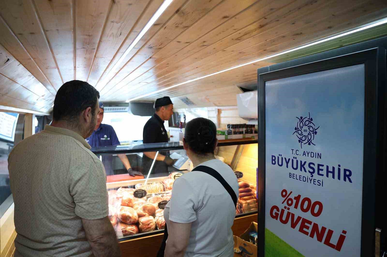 aydin-buyuksehir-belediyesi-mobil-halk-ege-et-e-buharkent-te-yogun-ilgi
