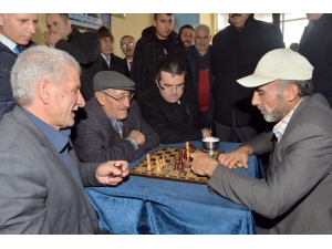 Vali Memiş: “Sizlere Hizmet Bizim Görevimizdir”