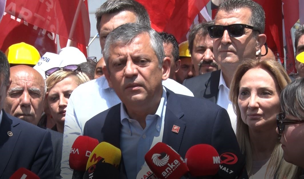 ozgur-ozel-son-kurus-odenene-haklarini-alana-kadar-madencilerin-arkasindayiz