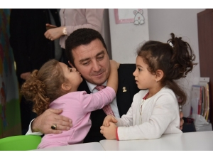 Minikler Başkan Bakıcı İle Buluştu