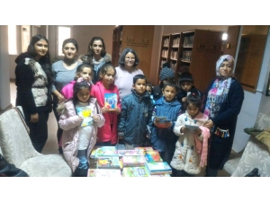 Öğrencilerden Sosyal Duyarlılık Etkinlikleri