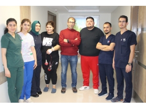 Obezite Cerrahisi İle Fazla Kilolarına Veda Etti