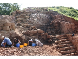 2300 Yıllık Kaleye 1 Milyon Ziyaretçi