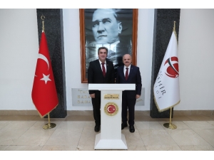 Vali Çakacak Yıldırım’ı Makamında Ağırladı