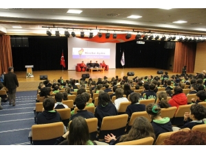 Türkiye Ampute Milli Takımı Oyuncuları, Nesibe Aydın Öğrencileriyle Buluştu