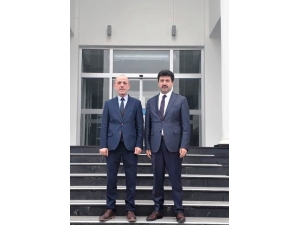 Rektör Sarıbıyık’tan Öztürk’e İade-i Ziyaret