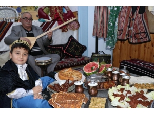 Türkiye’yi Okullarına Getirdiler