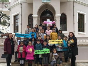 Öğrencilerden ’Pekala Okuyoruz’ Kampanyasına Destek