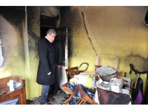 Evi Yanan Vatandaşa Derman Oldular