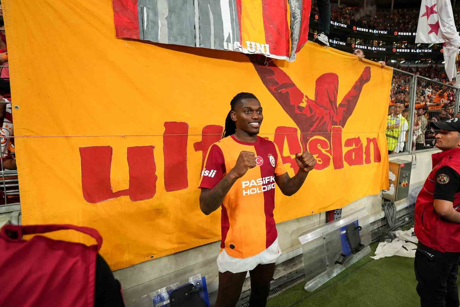 galatasaray-da-mac-sonucu-uclusu-rafael-leao-dan