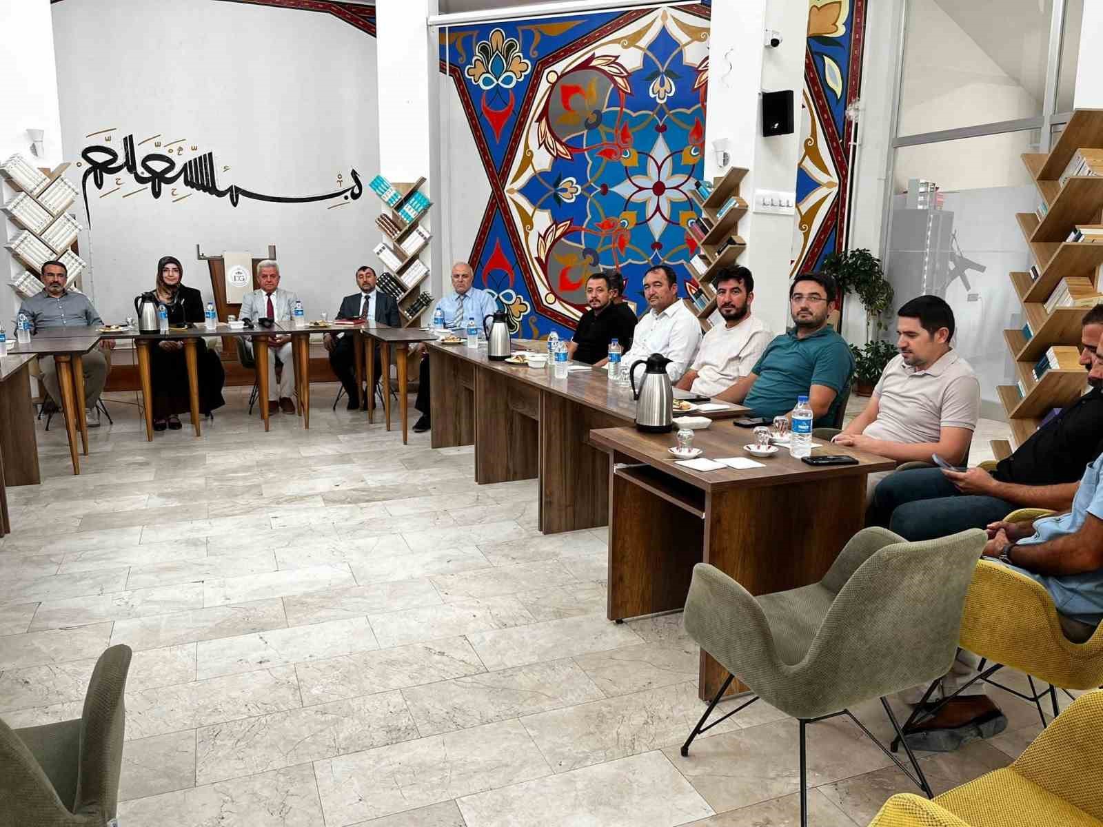 manevi-danismanlik-hizmetleri-masaya-yatirildi