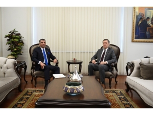 Chp’li Erol, Bakan Selçuk’la Görüştü