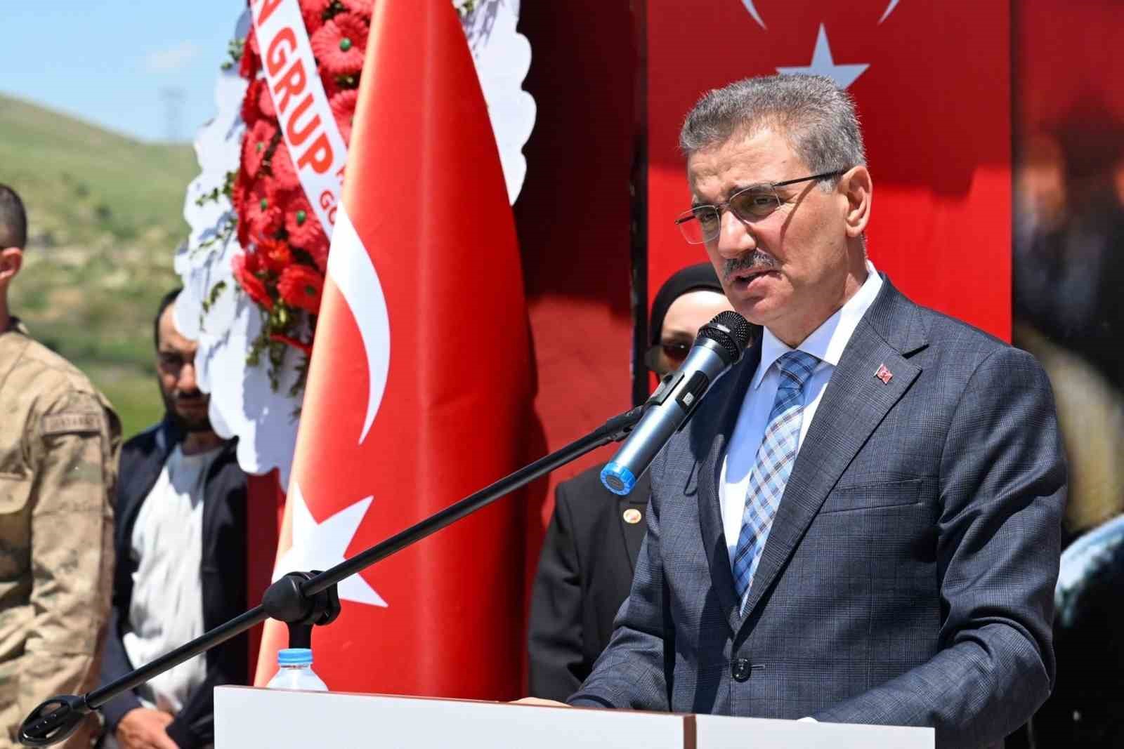 vali-barus-erzurum-kongresi-milletimizin-sahlanis-kararidir