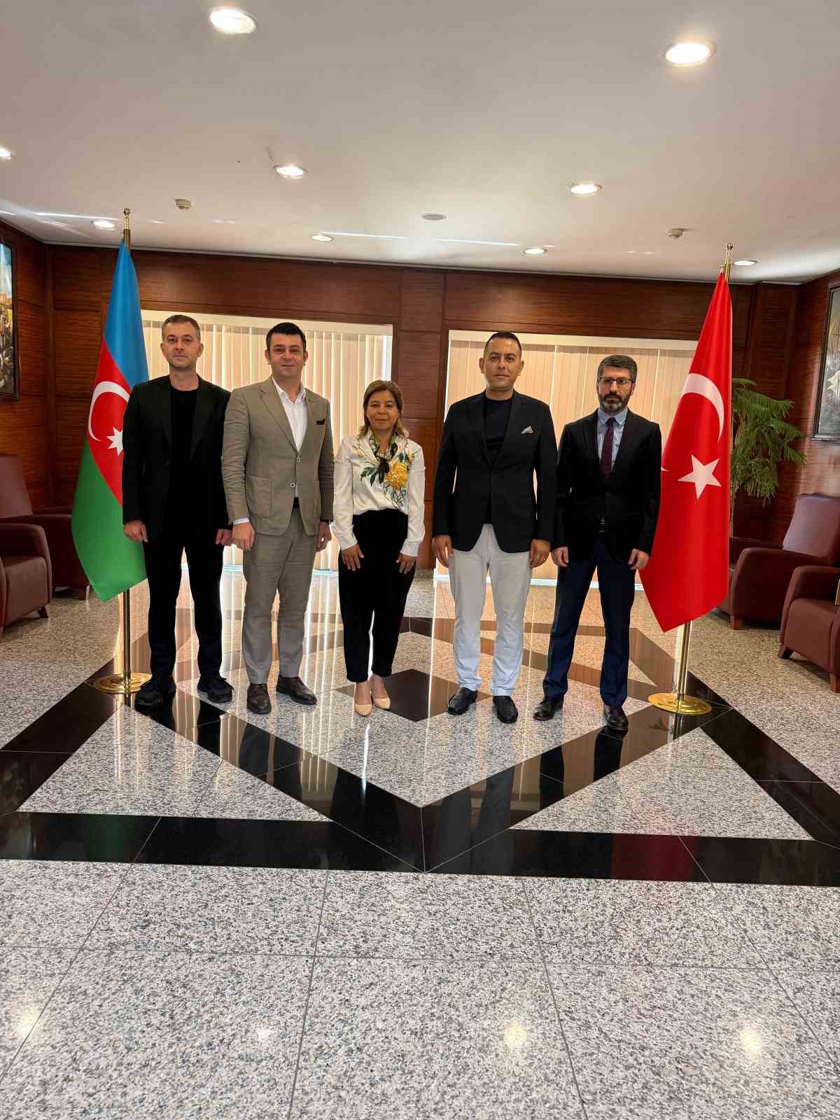 aosb-heyeti-baku-de