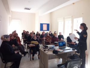 Beyşehir’de Jandarmadan Kadınlara Seminer