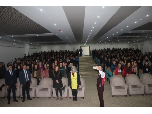 Kardelen Kolejinde ’Acı Yoksa Başarı Yok’ Semineri Düzenlendi