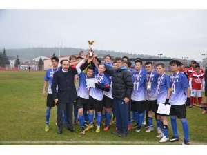 Okul Sporları Futbol Genç Erkekler İl Birinciliği Müsabakaları Sona Erdi