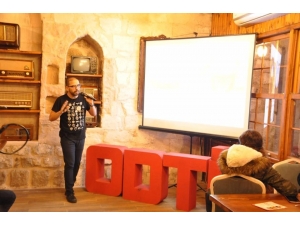 Odtü Akademisyenleri Açık Mekanda Bilimsel Söyleşiye Katıldı