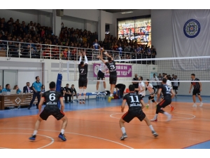 Milas Belediyespor Lider Beşiktaş’ı 3-1 Yendi