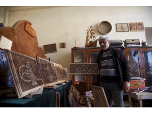 Tuğra İşlemeli Ahşap Tablolara Büyük İlgi