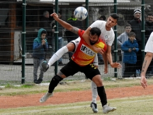 Çeşme Belediyespor Tırmanışını Sürdürüyor