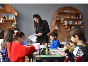 Çocuklar Duygu Ve Düşüncelerini Sanata Dökecek