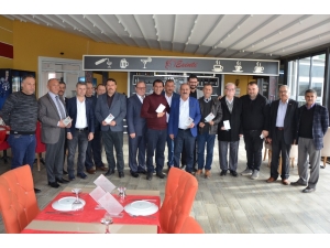 Mhp Milas İlçe Başkanlığı’ndan Geçmiş Dönem Başkanlarına Plaket