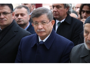 Davutoğlu, Tokat’ta Cenaze Törenine Katıldı