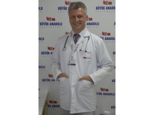 Dr. Ocak: “Mide Botoksu İle Kısa Sürede Kilo Vermek Mümkün”