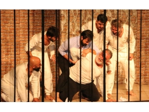 ’72.koğuş’ Diyarbakır’da Sahnelendi