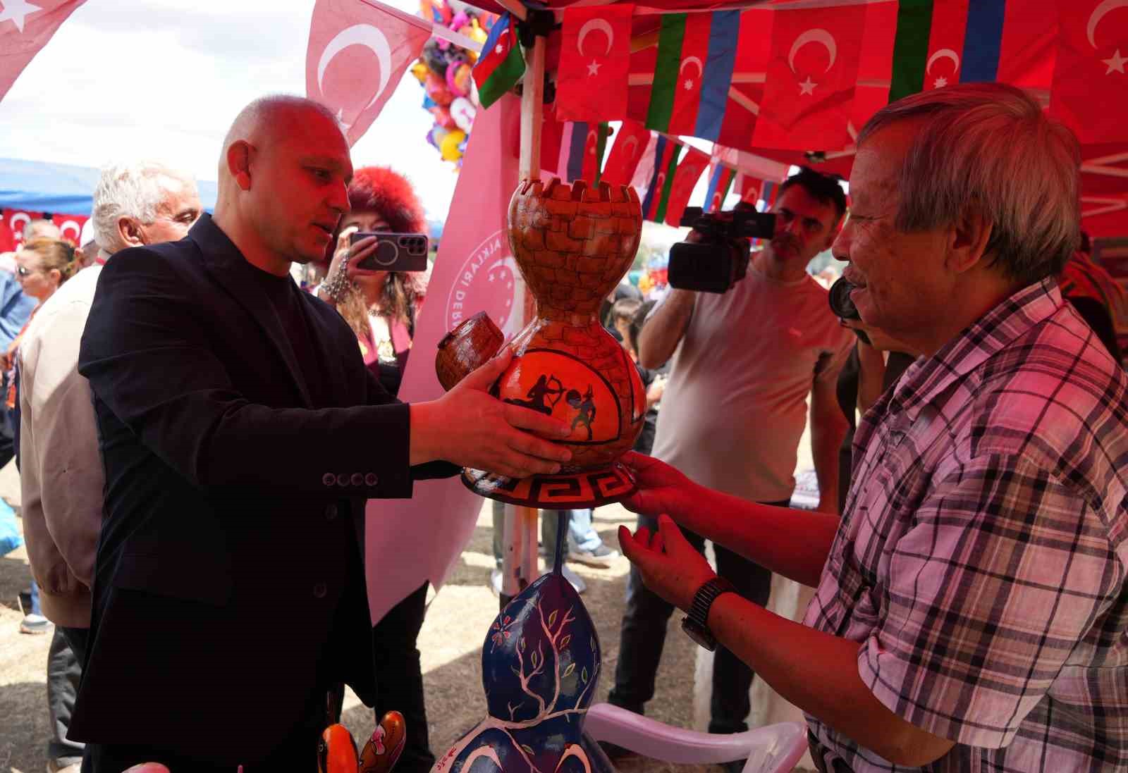 orta-asya-dan-gelen-kulturel-degerler-turk-dunyasinin-tarihi-mirasi-tanitildi