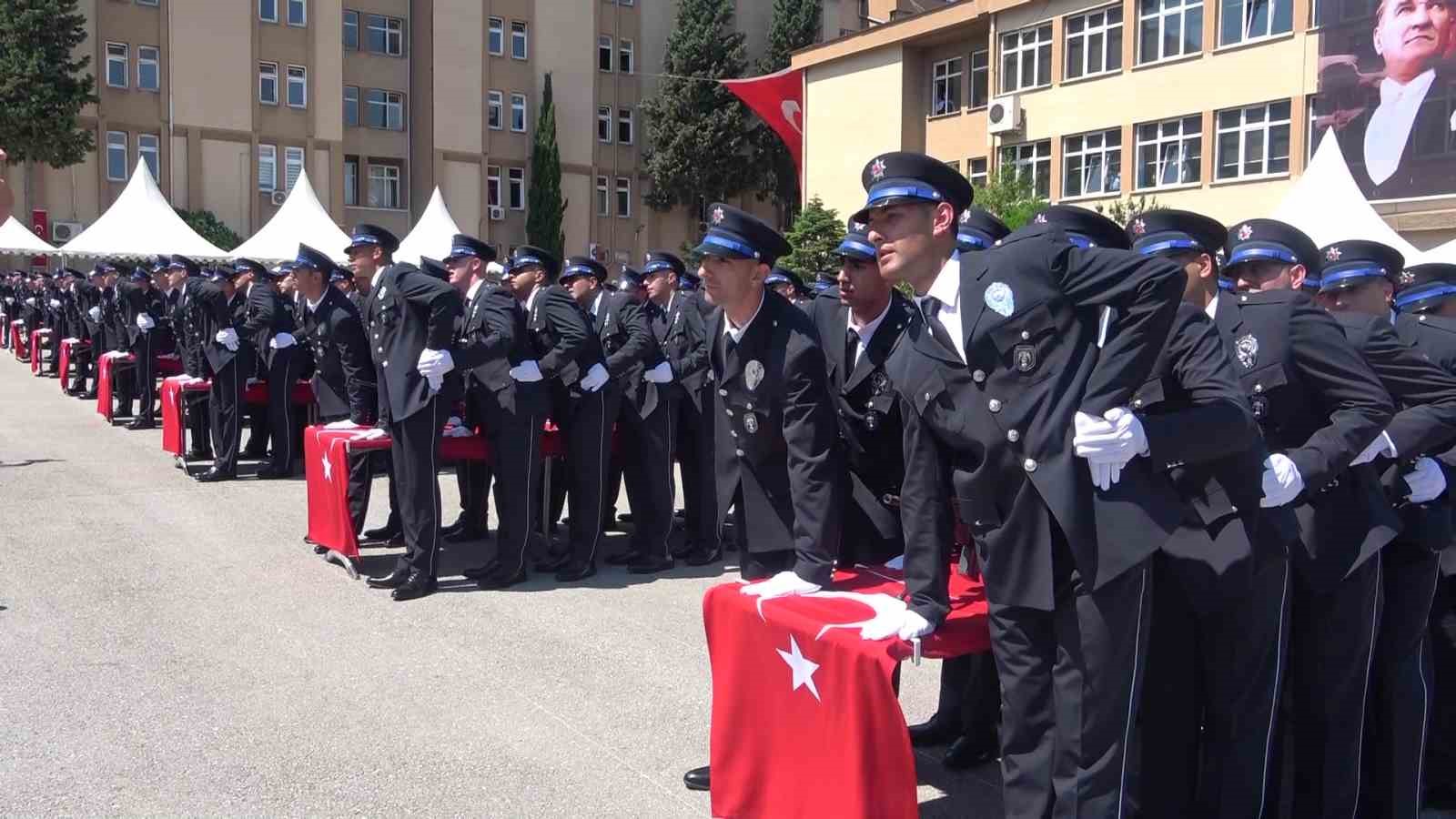 bursa-pomem-de-32-donem-mezuniyet-coskusu