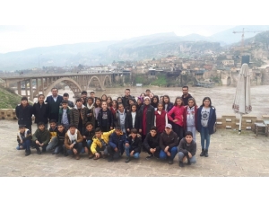 Hakkarili Öğrenciler Güneydoğu’yu Gezdi