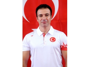 Dünya Şampiyonu Alper, Muratpaşa’da