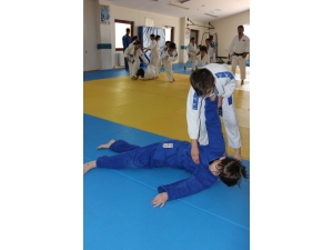 Tataminin Yıldızları Osmangazi’den